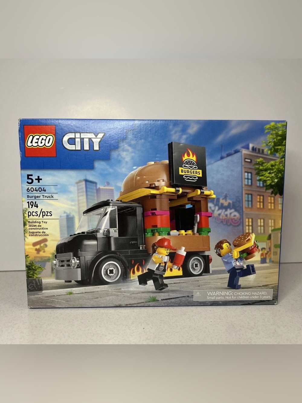 LEGO City Burger Truck 194pcs 60404 NEW